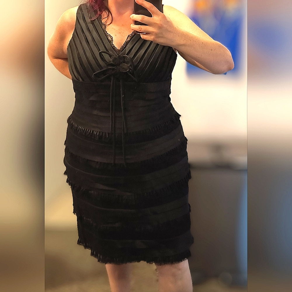 MAY QUEEN DRESS size 18 Black